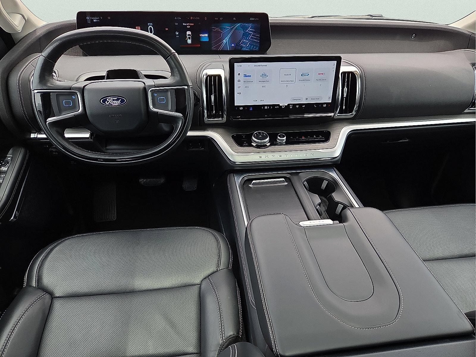Used 2025 Ford Expedition Platinum AWD/4WD image 12