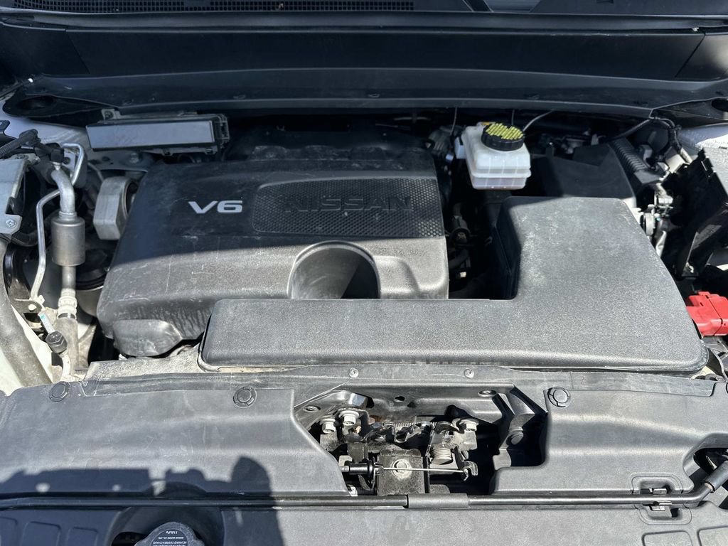Used 2019 Nissan Pathfinder SL FWD image 11