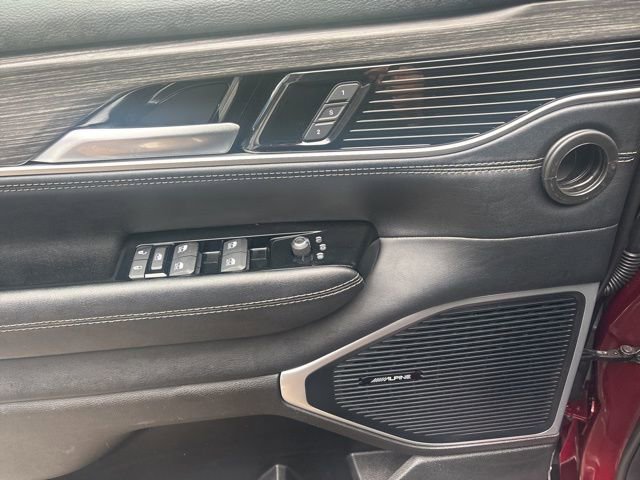 Used 2024 Jeep Wagoneer Series II image 6