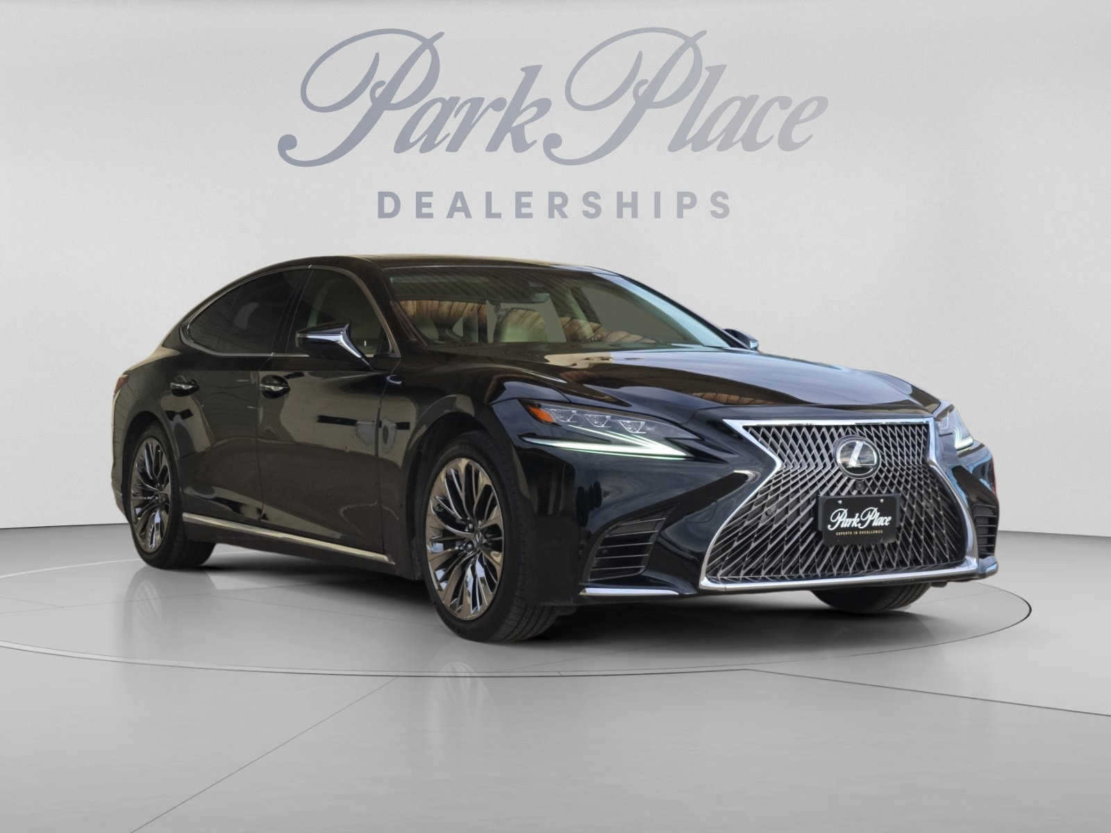Used 2019 Lexus LS 500 w/ Interior Upgrade Package RWD image 9