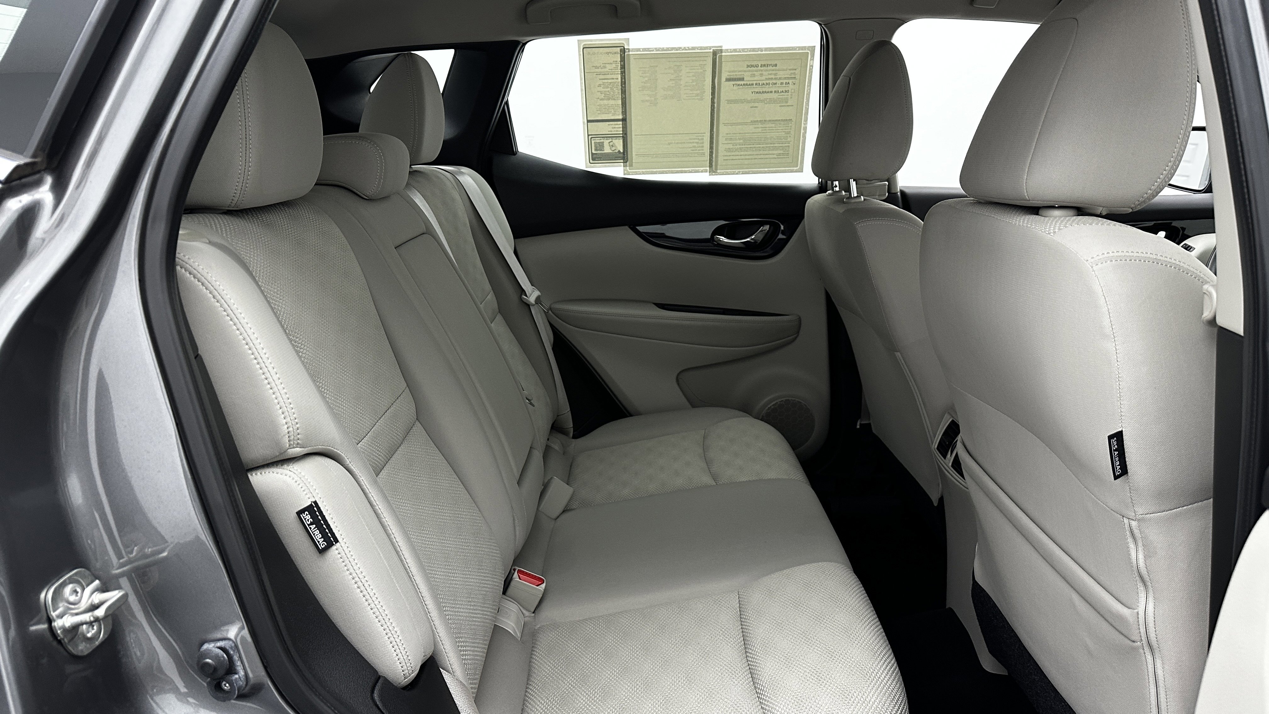 Used 2020 Nissan Rogue Sport SV image 30