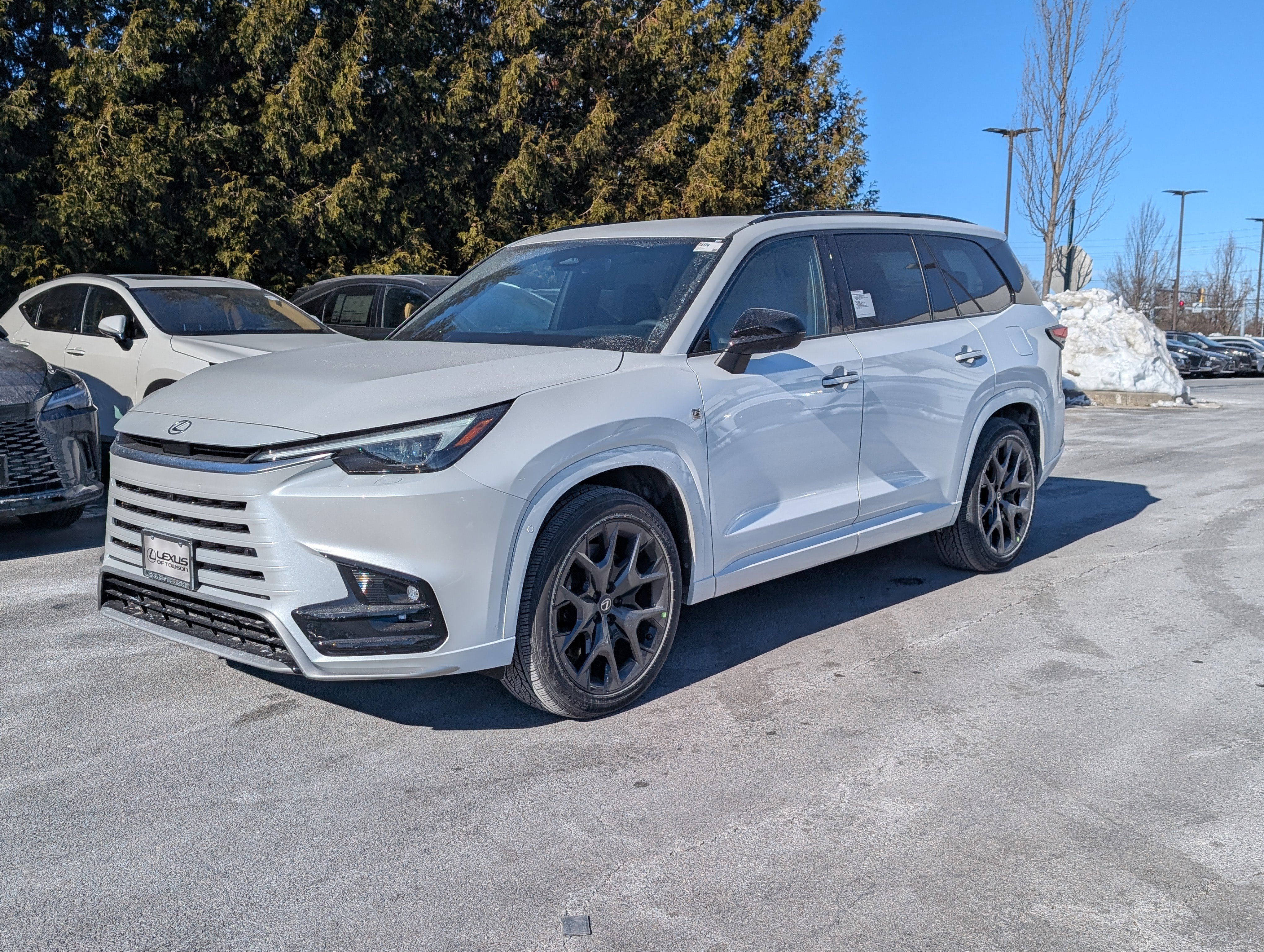 New 2026 Lexus TX 500h AWD image 4