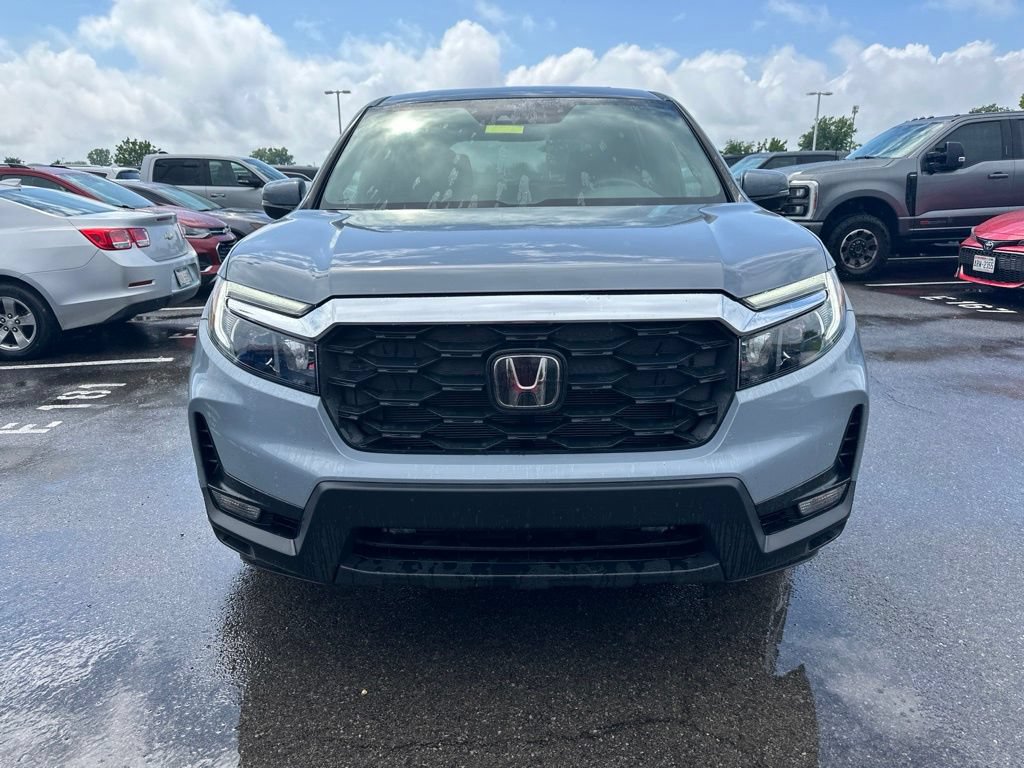 Used 2024 Honda Passport EX-L image 2