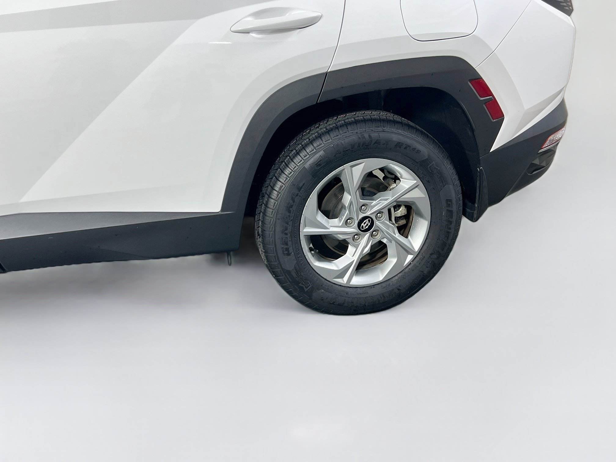 Used 2023 Hyundai Tucson SEL AWD/4WD image 29