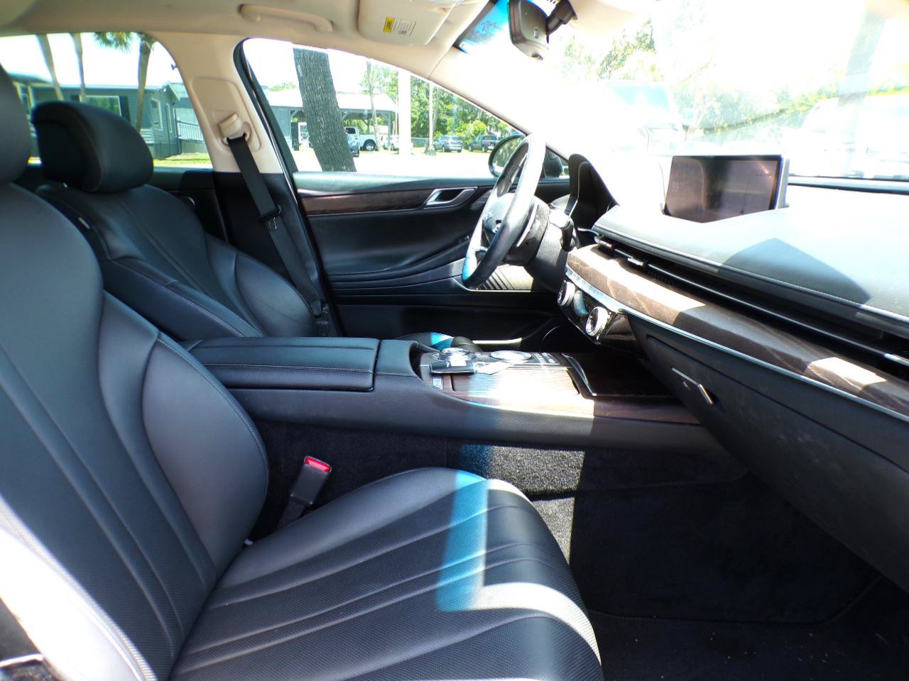 Used 2021 Genesis G80 2.5T w/ Advanced Package RWD image 12