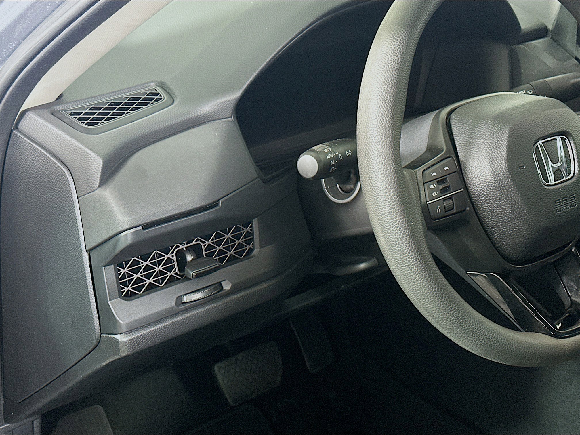 Used 2025 Honda Accord LX image 16