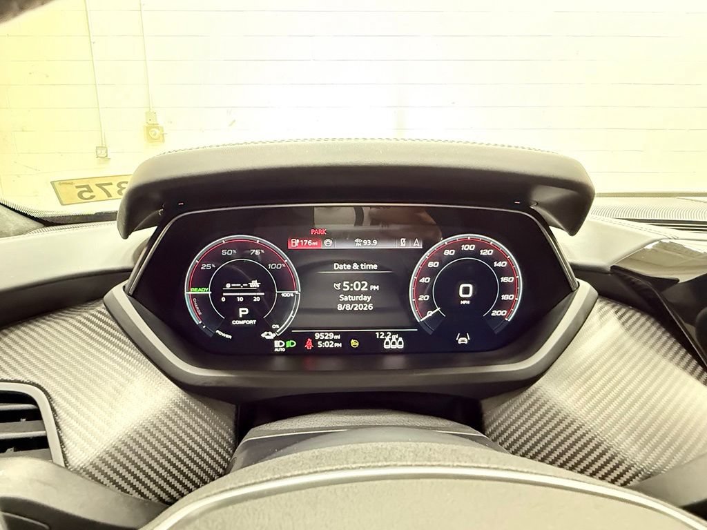 Used 2024 Audi RS e-tron GT w/ Carbon Performance Package AWD/4WD image 40