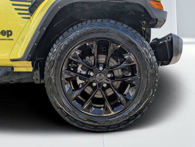 Certified 2024 Jeep Gladiator Sport AWD/4WD image 10