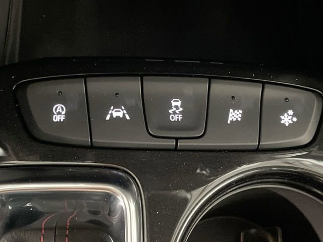 Used 2023 Chevrolet TrailBlazer RS w/ Sun and Liftgate Package FWD image 31