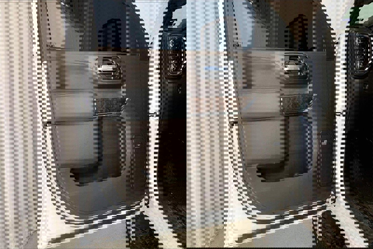 Used 2020 GMC Sierra 2500 Denali w/ Denali Ultimate Package image 20