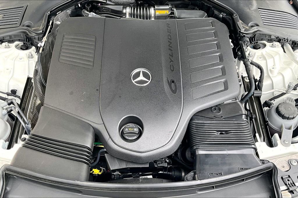 Certified 2024 Mercedes-Benz CLE 450 4MATIC Cabriolet image 34