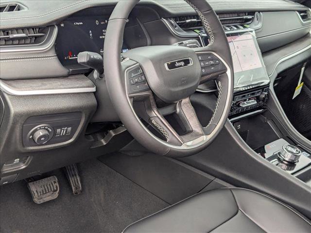 New 2025 Jeep Grand Cherokee L Limited image 3