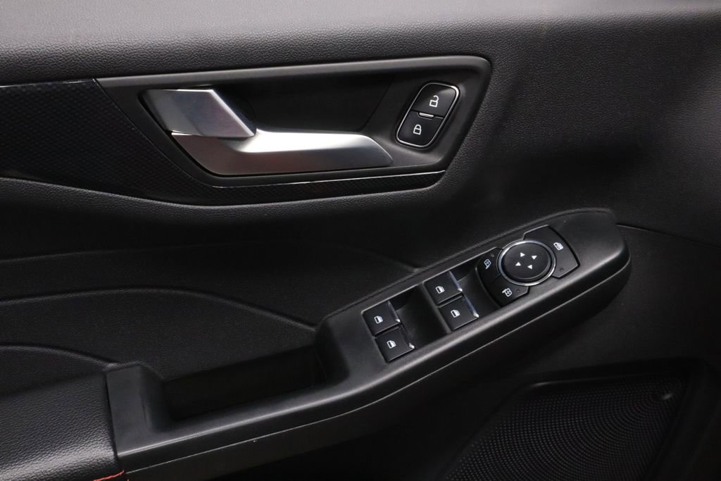 Certified 2023 Ford Escape ST-Line w/ Tech Pack #1 image 23