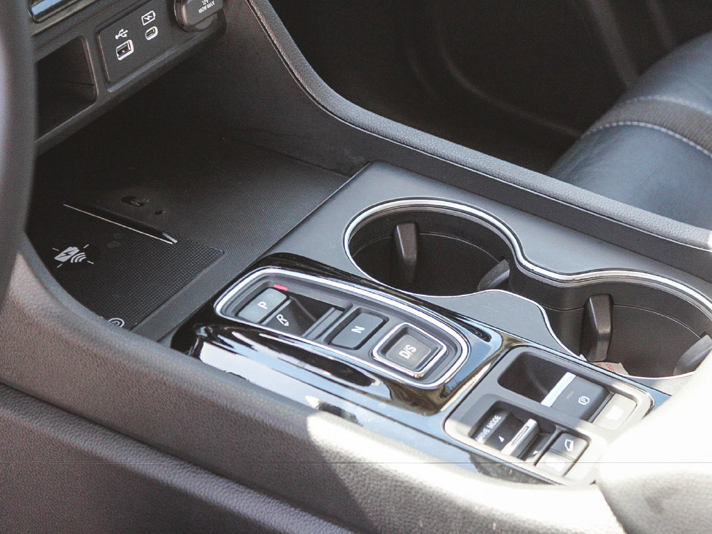 Certified 2025 Honda Pilot Touring image 20