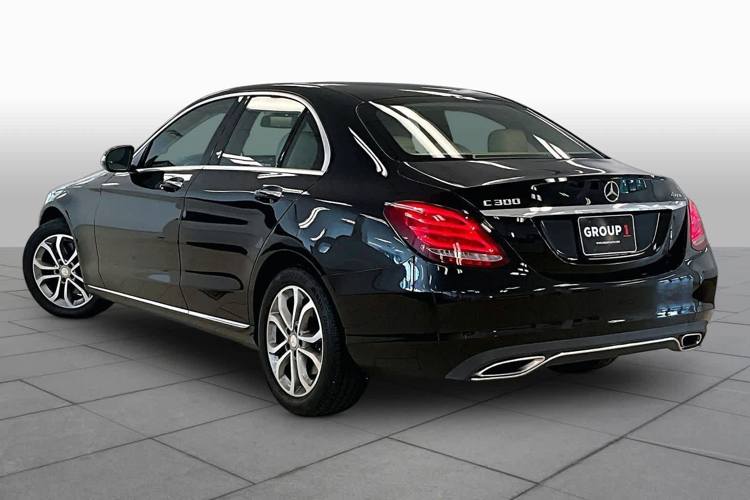 Used 2015 Mercedes-Benz C 300 4MATIC Sedan image 11