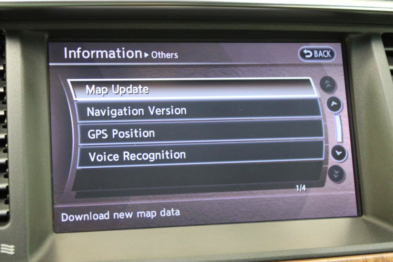 Used 2017 INFINITI QX80 Limited w/ All Season Package AWD/4WD image 67