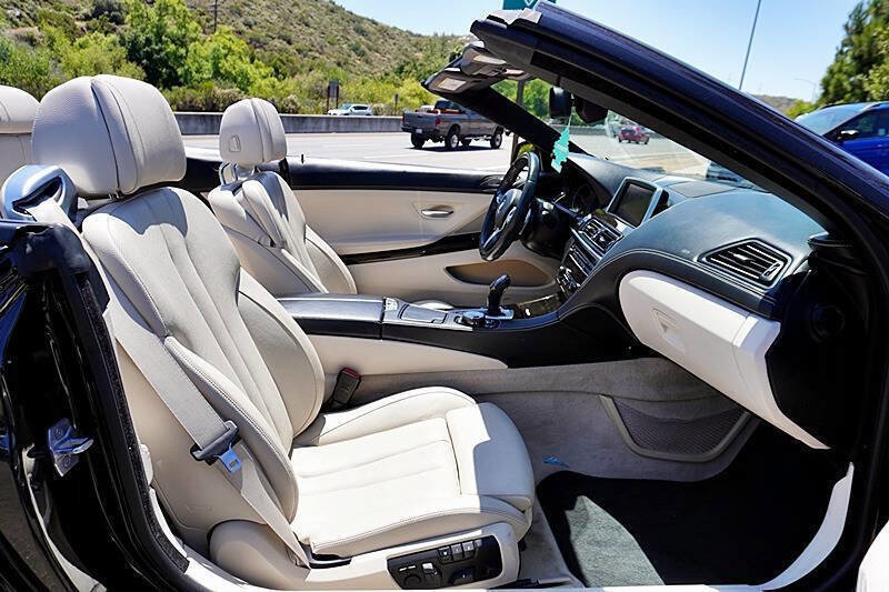 Used 2015 BMW 640i Convertible RWD image 11