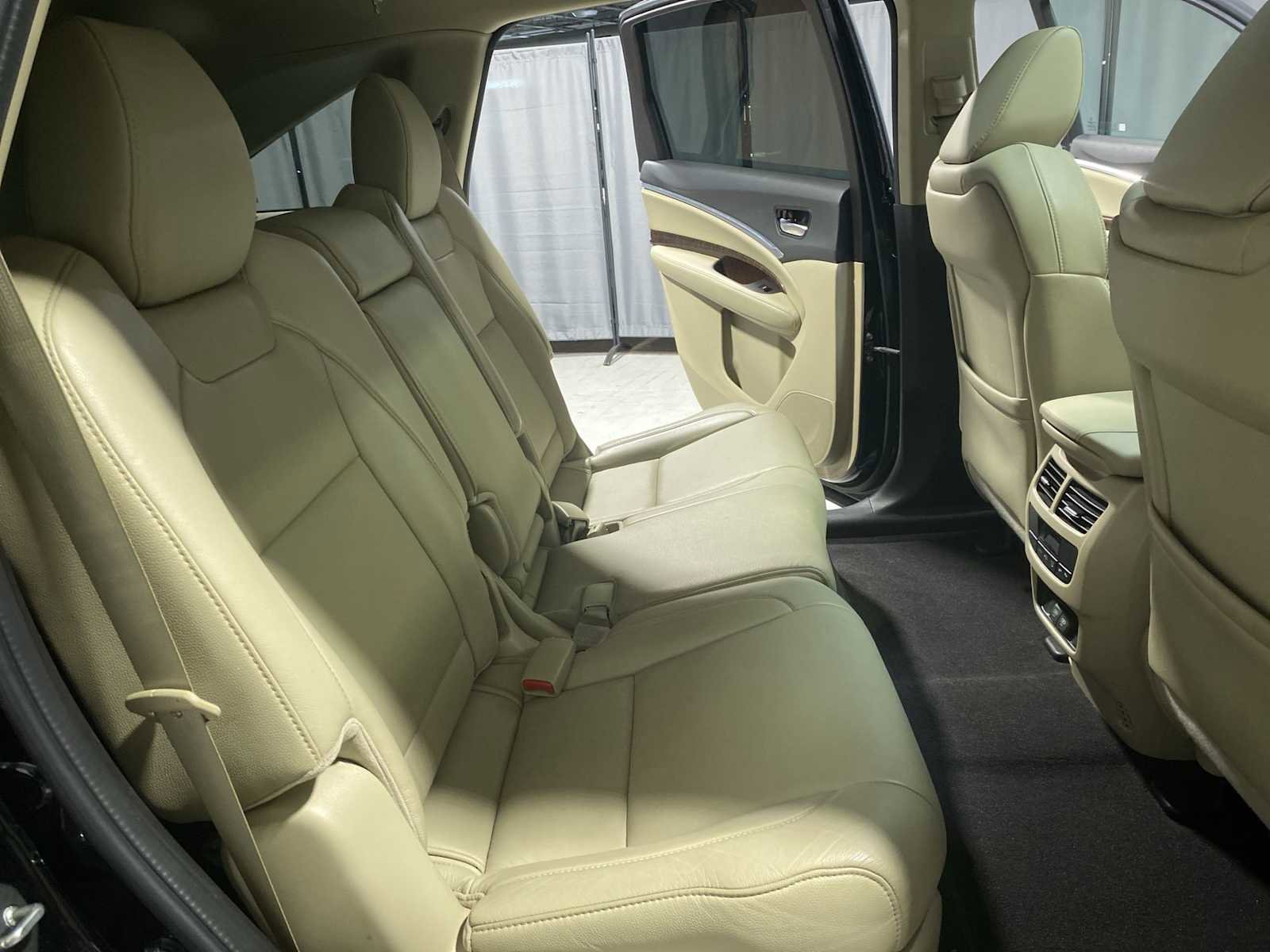 Used 2019 Acura MDX SH-AWD image 13