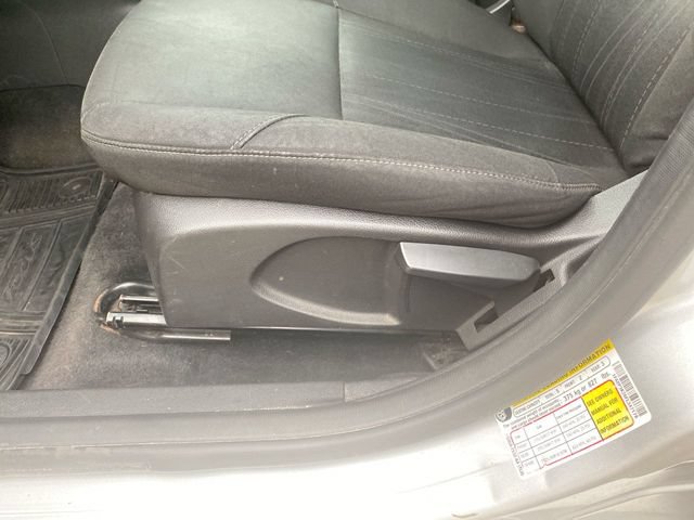 Used 2015 Ford Focus SE w/ SE Sport Package FWD image 25