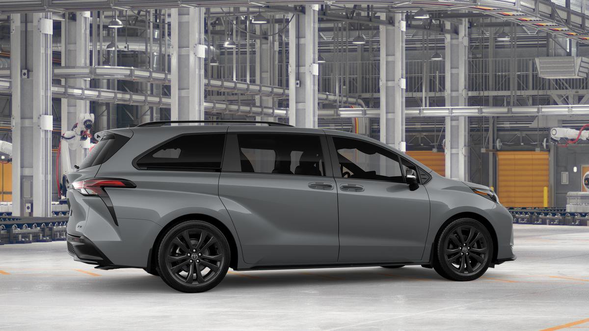 New 2026 Toyota Sienna XSE FWD image 13