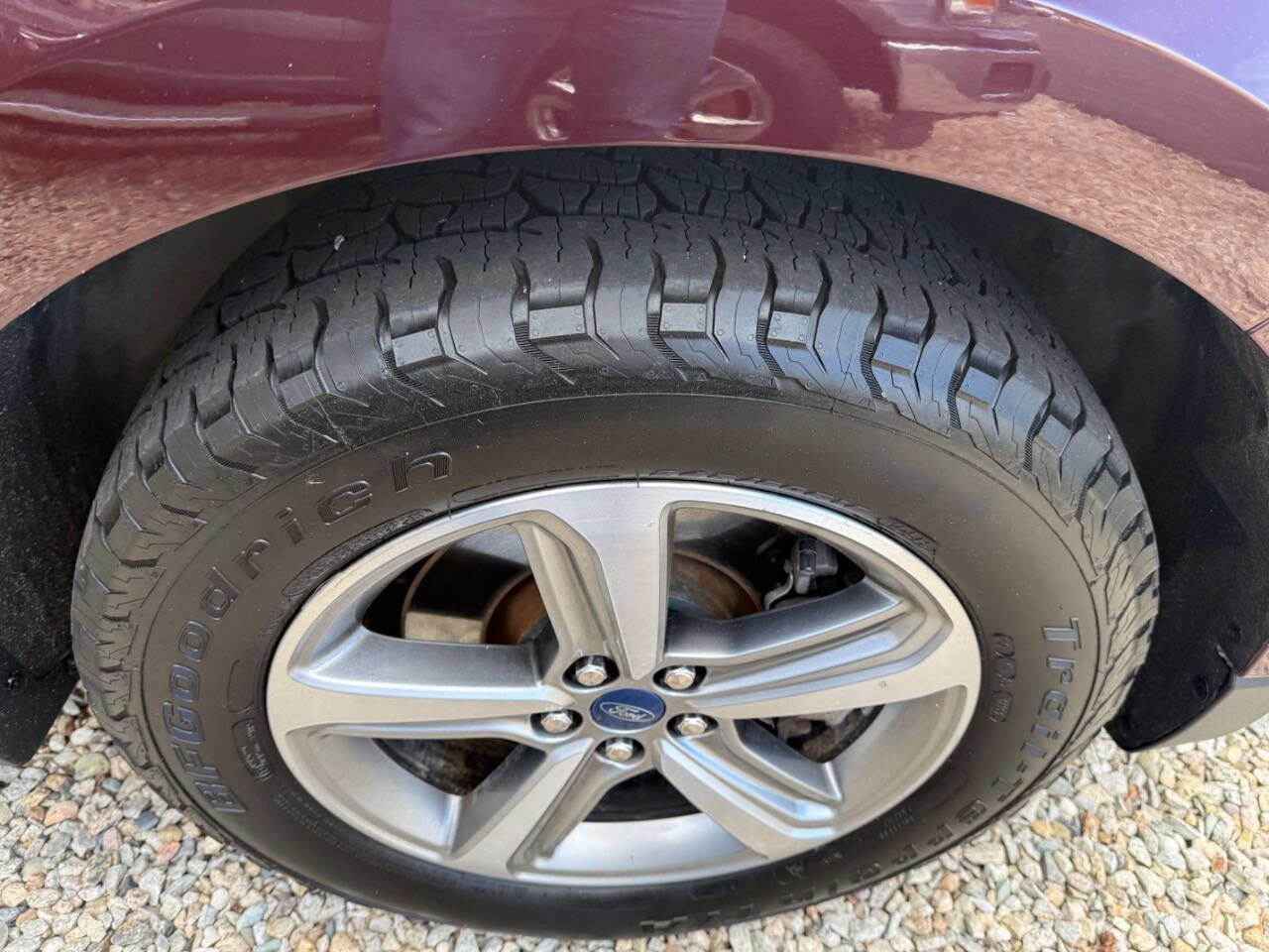 Used 2019 Ford Edge SEL w/ Equipment Group 201A AWD/4WD image 22