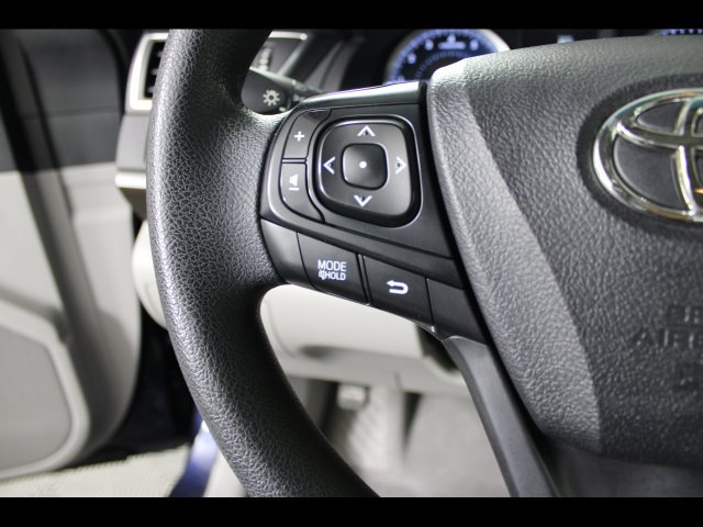 Used 2017 Toyota Camry LE FWD image 22
