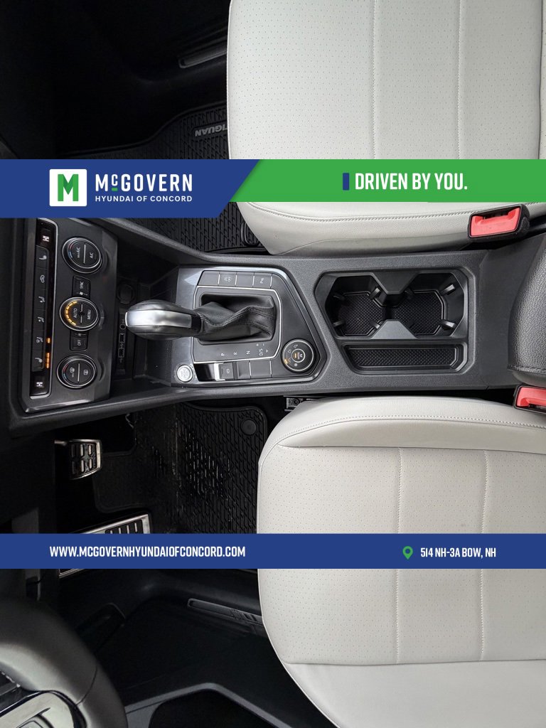 Used 2020 Volkswagen Tiguan SE R-Line w/ 3rd Row Seat Package image 19
