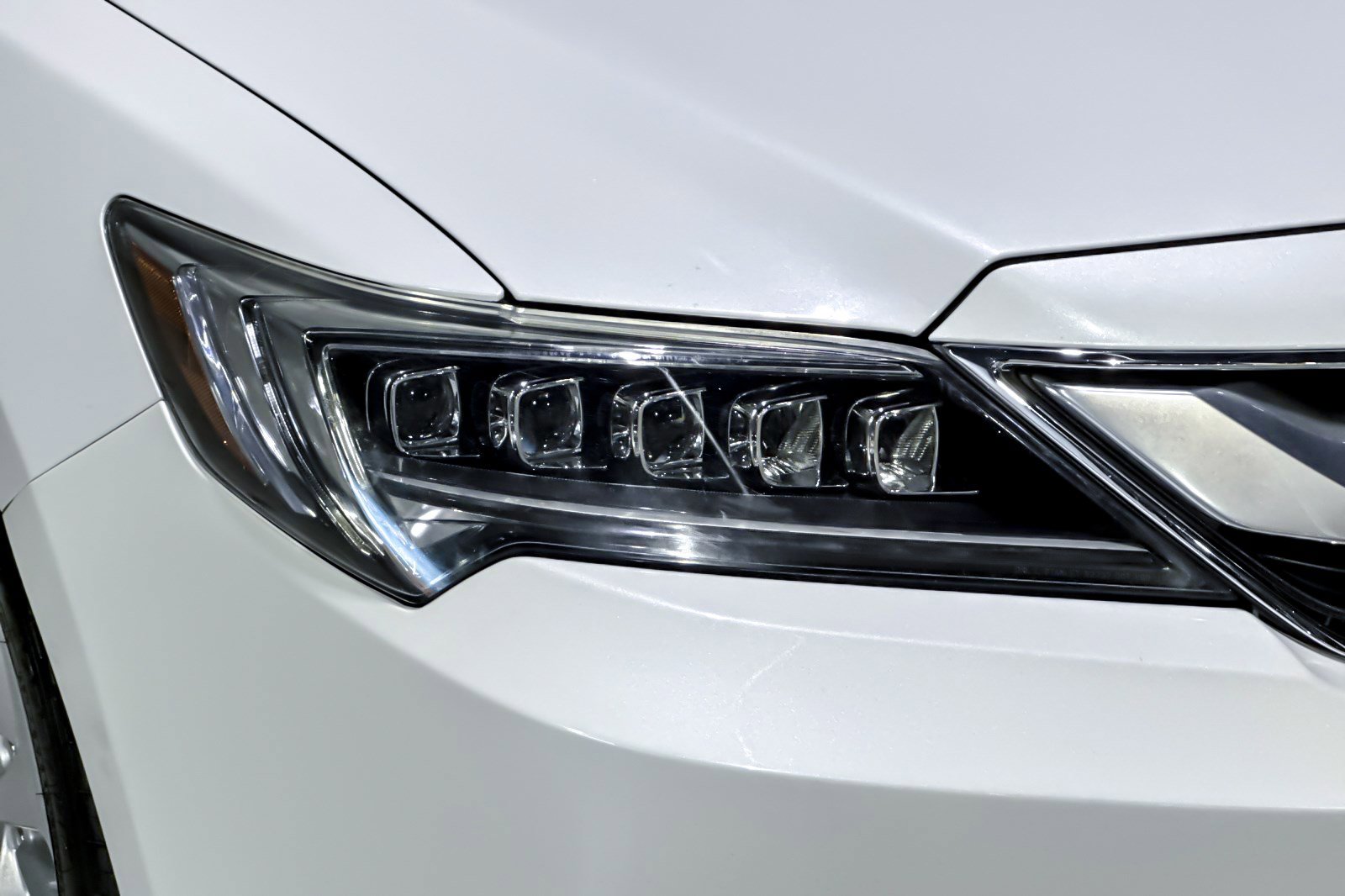 Used 2017 Acura ILX FWD image 10