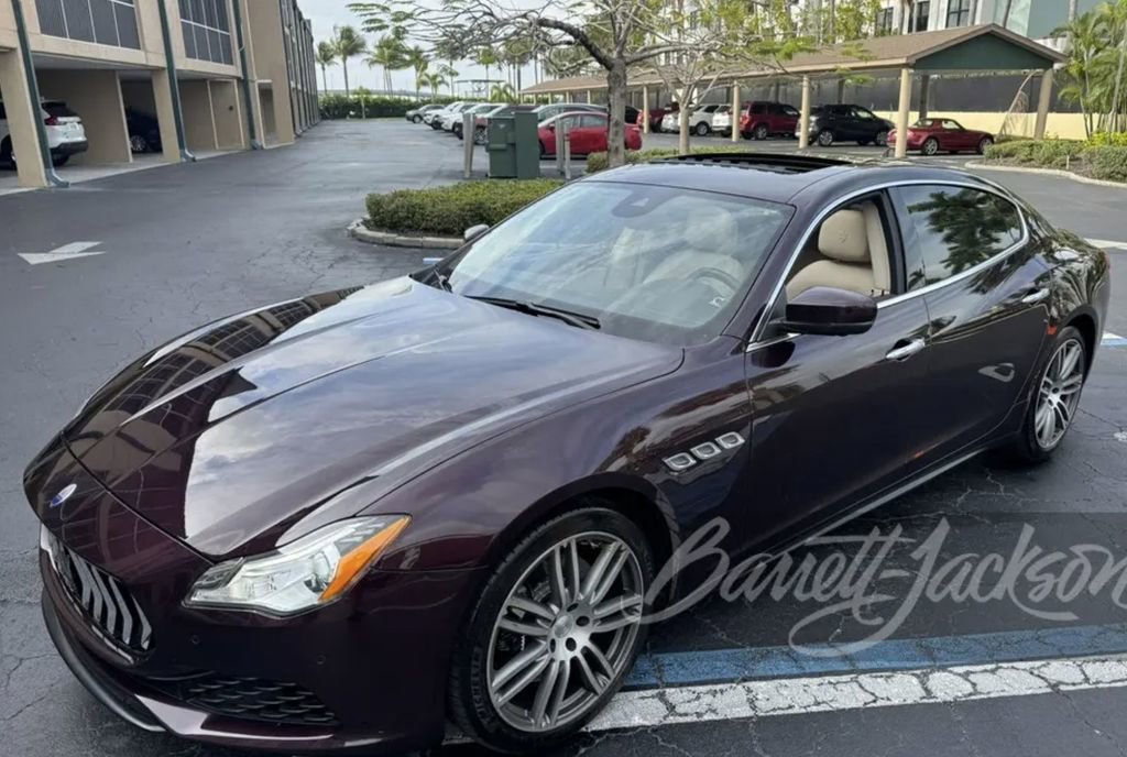 Used 2017 Maserati Quattroporte S image 2
