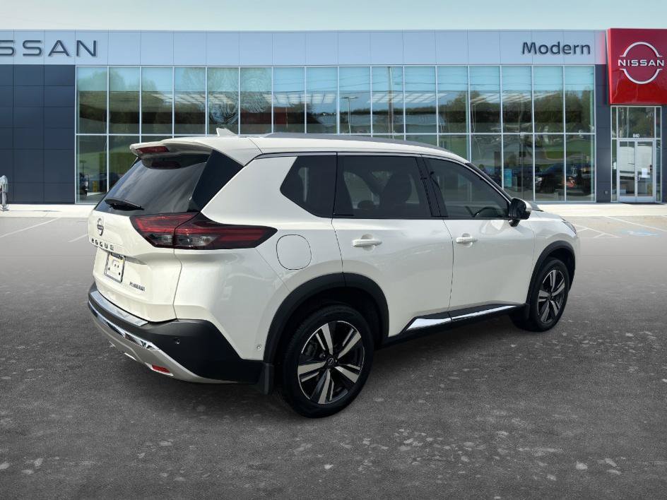 Certified 2023 Nissan Rogue Platinum w/ Platinum Premium Package FWD image 5