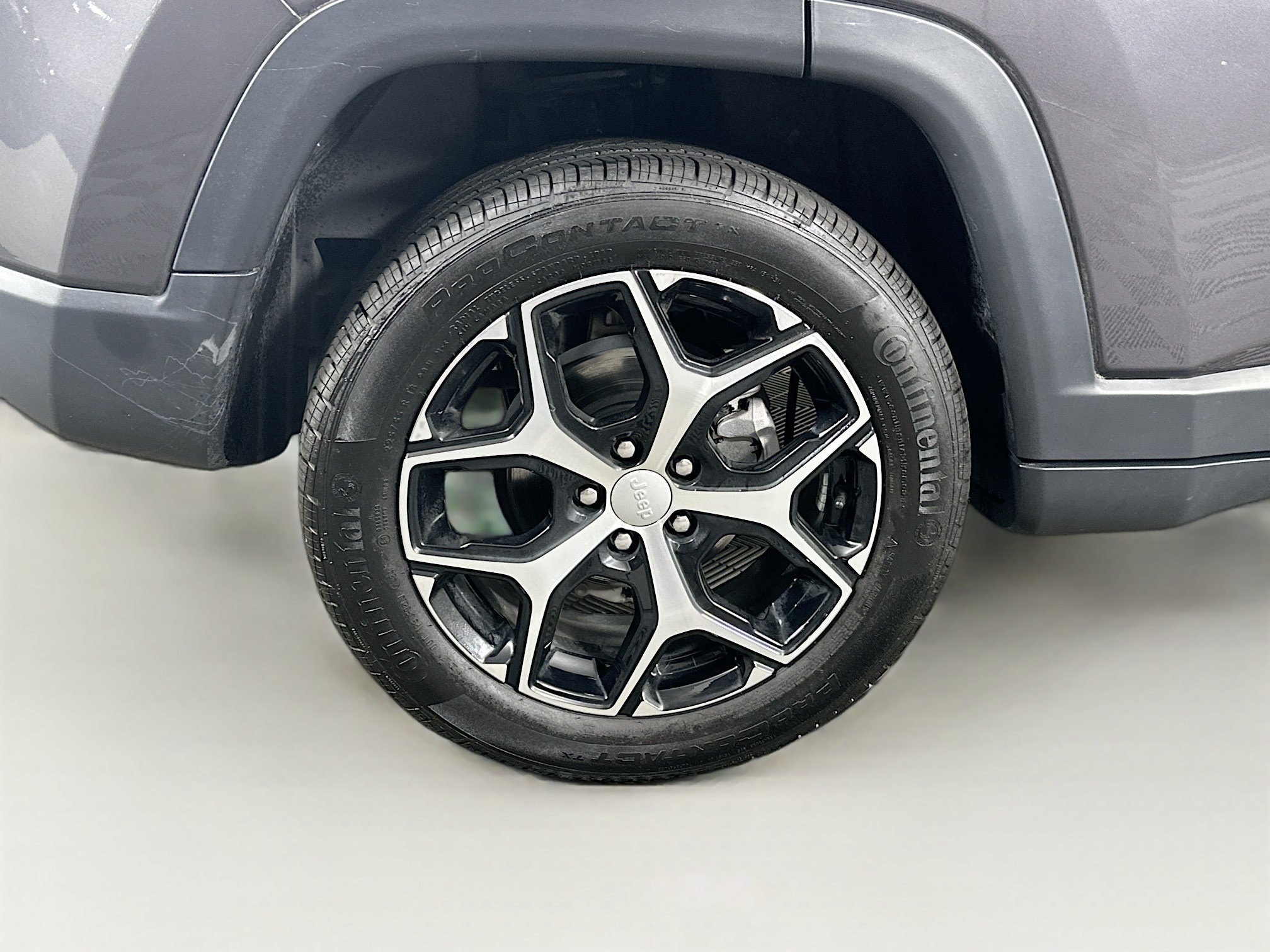 Used 2024 Jeep Compass Limited w/ Sun and Sound Group AWD/4WD image 11