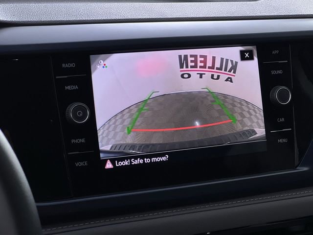 Used 2024 Volkswagen Taos SE image 17