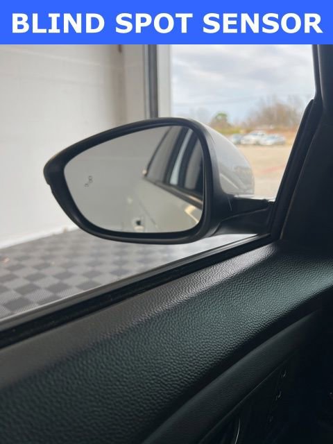 Used 2023 Honda Accord Touring image 11