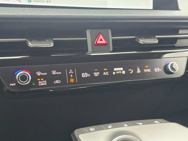 Certified 2024 Kia EV6 Wind w/ Wind Technology Package AWD/4WD image 32