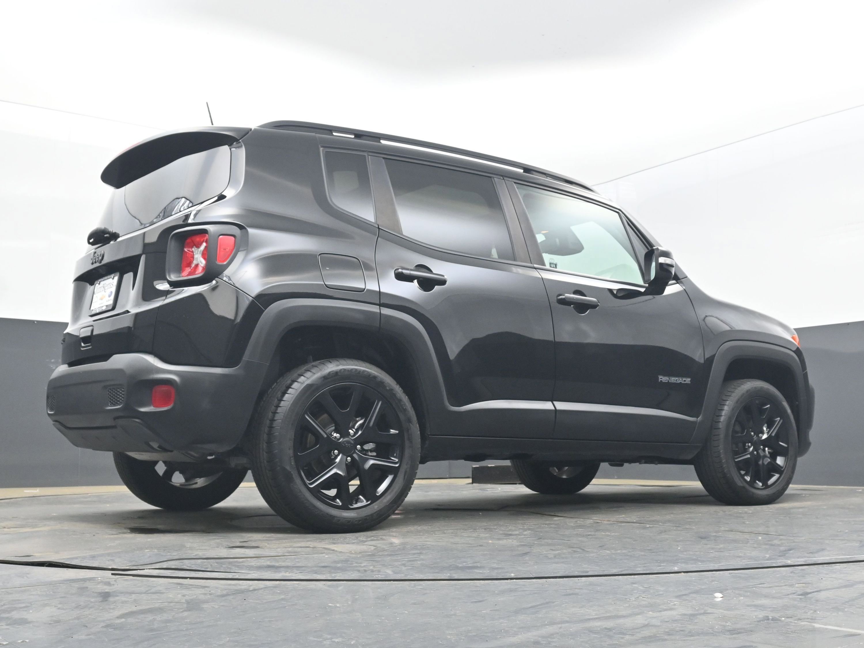 Used 2023 Jeep Renegade Altitude w/ Sun/Sound Group image 31