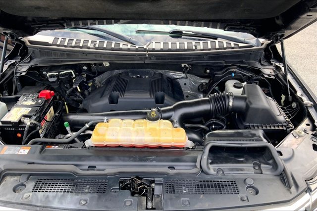 Used 2019 Ford Expedition Limited AWD/4WD image 9