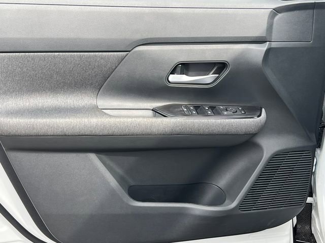 New 2026 Nissan Kicks SV w/ Cold Weather Package image 10