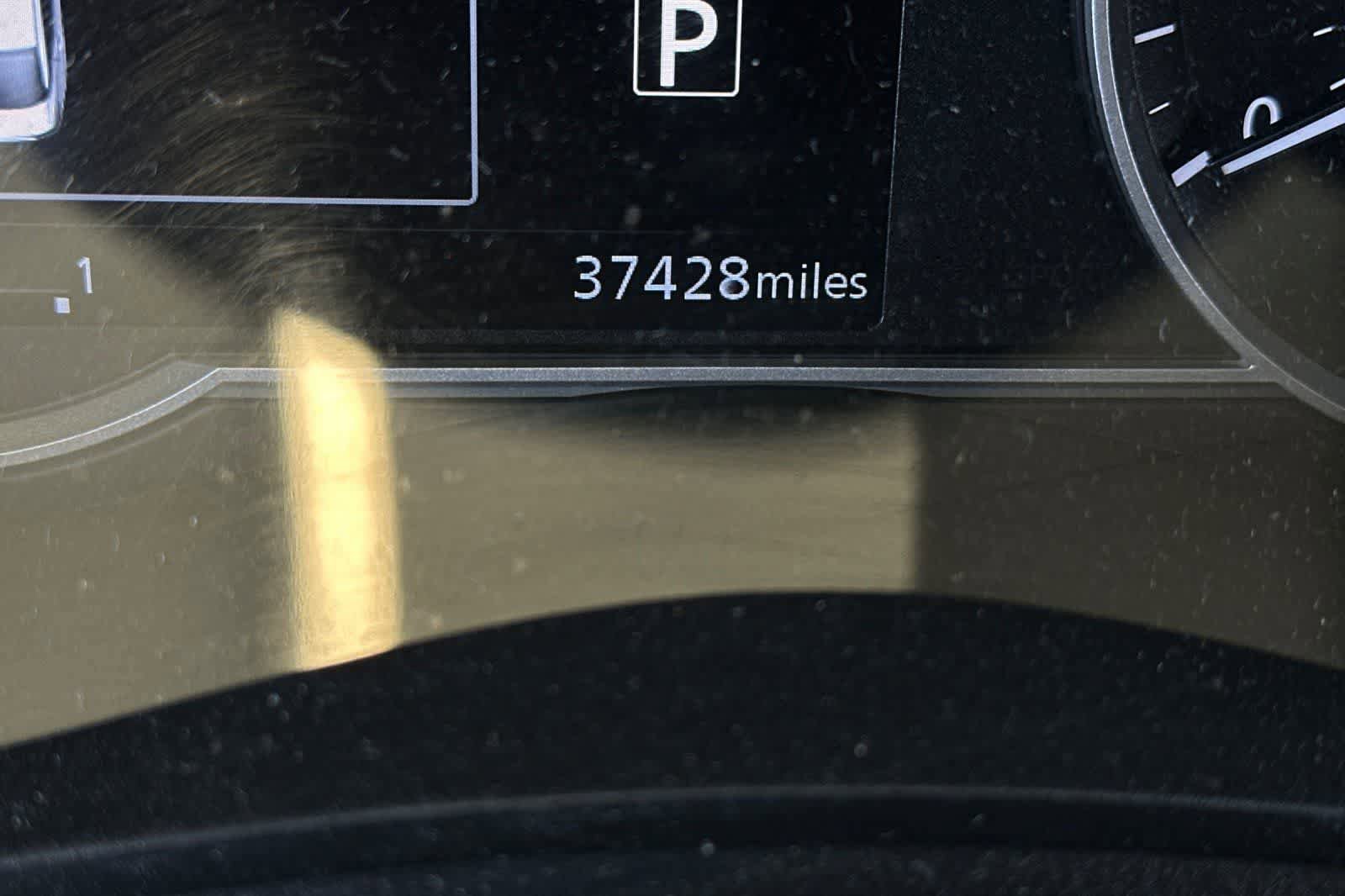 Used 2020 Nissan Versa SV FWD image 25