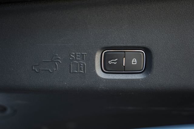 Used 2025 Ford Expedition Max Platinum w/ Driver's Package image 19