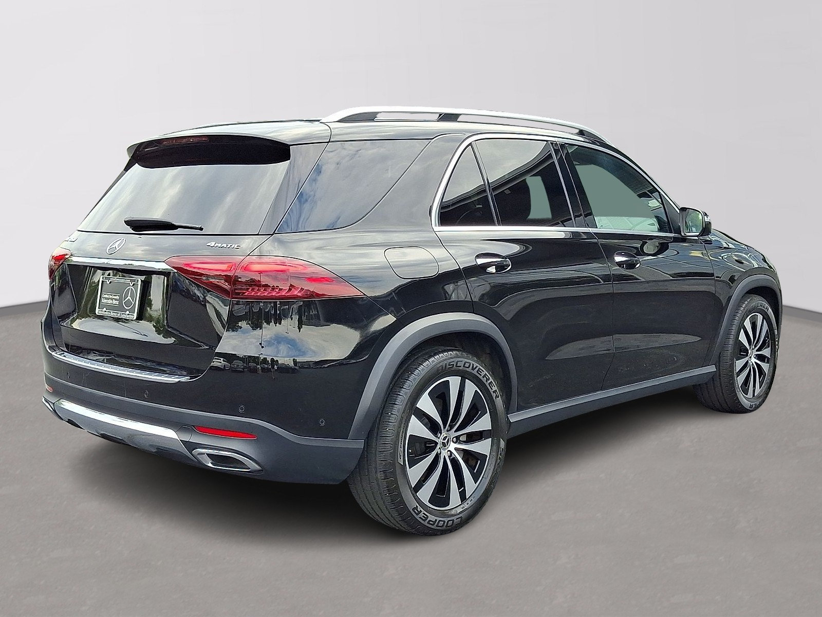 Certified 2025 Mercedes-Benz GLE 450 4MATIC image 4