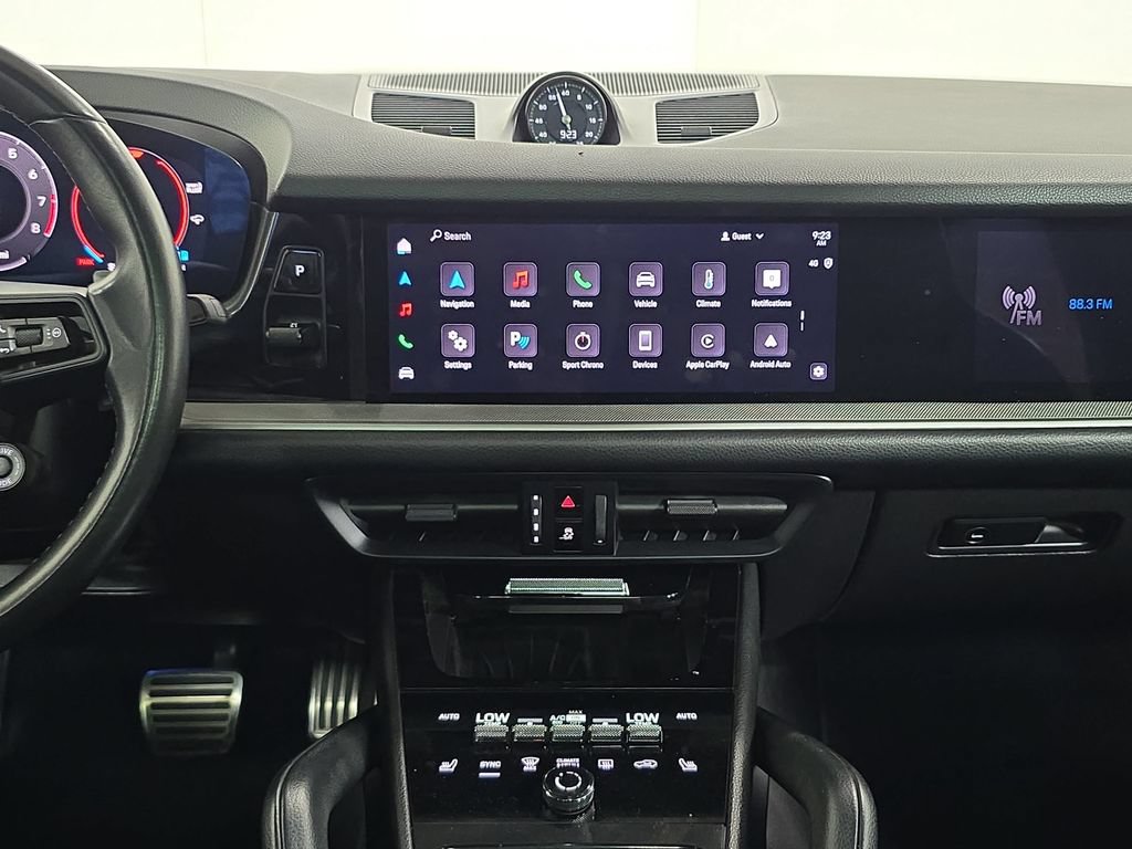 Certified 2024 Porsche Cayenne S AWD/4WD image 16