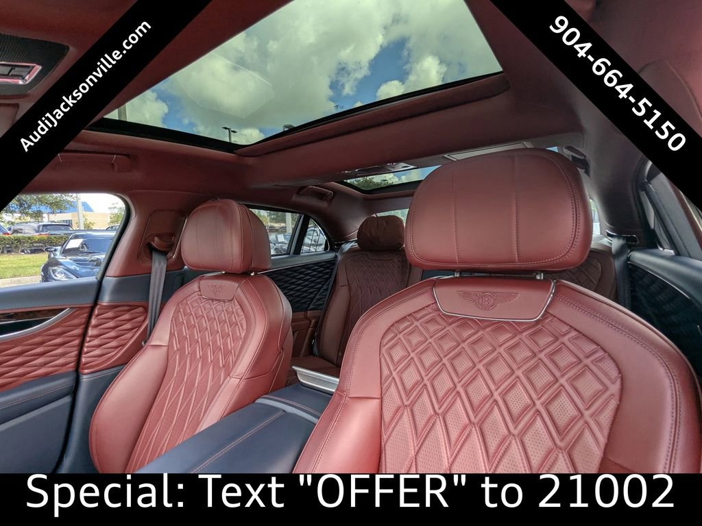 Used 2022 Bentley Flying Spur W12 image 22