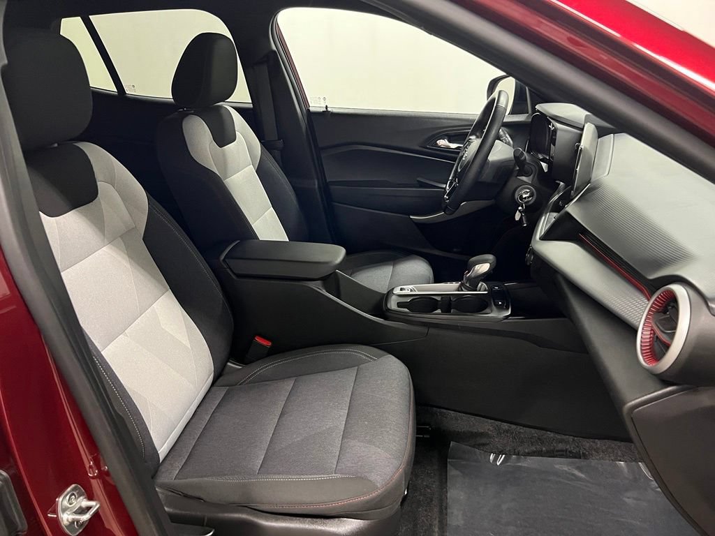 Certified 2024 Chevrolet Trax RS w/ Driver Confidence Package FWD image 40