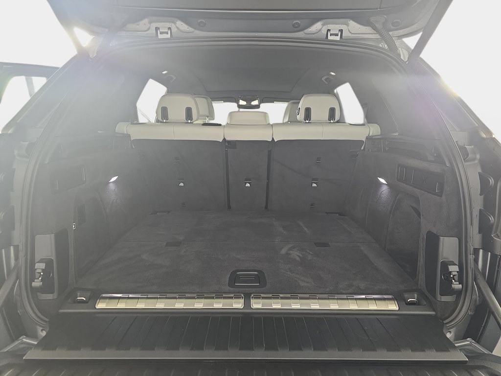 Certified 2025 BMW X5 xDrive50e AWD/4WD image 11