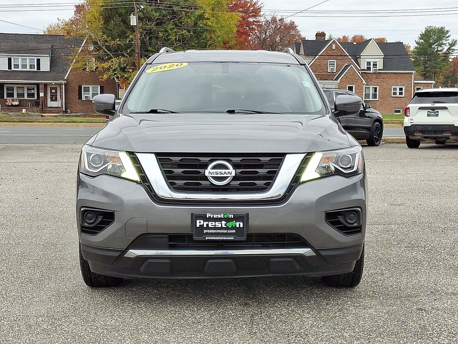 Used 2020 Nissan Pathfinder S image 2
