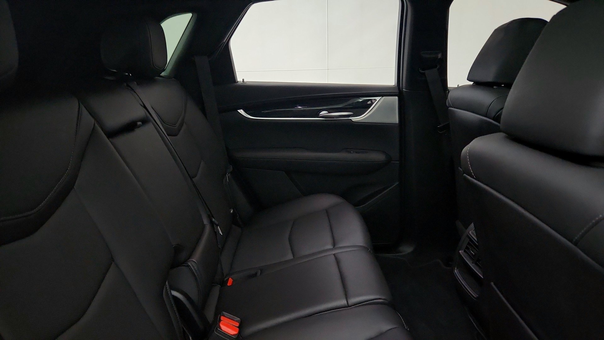 Used 2024 Cadillac XT5 Premium Luxury AWD/4WD image 28