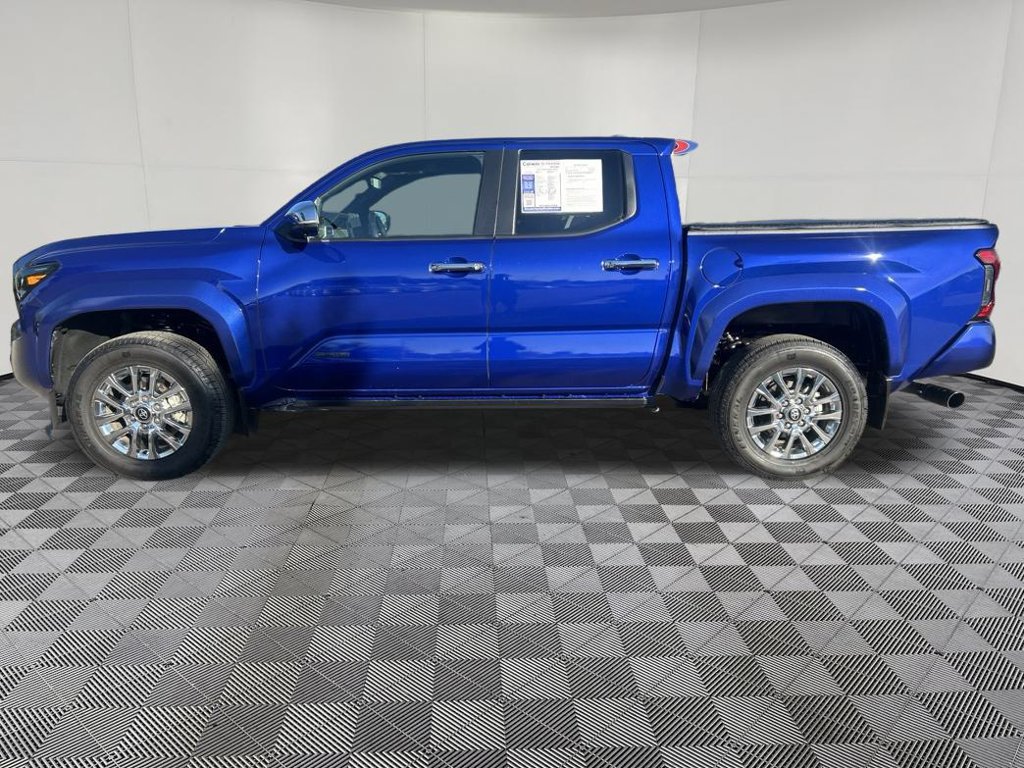 Used 2024 Toyota Tacoma Limited w/ Limited Package (LT) AWD/4WD image 4