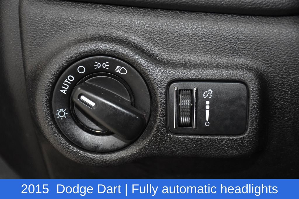 Used 2015 Dodge Dart SXT image 9
