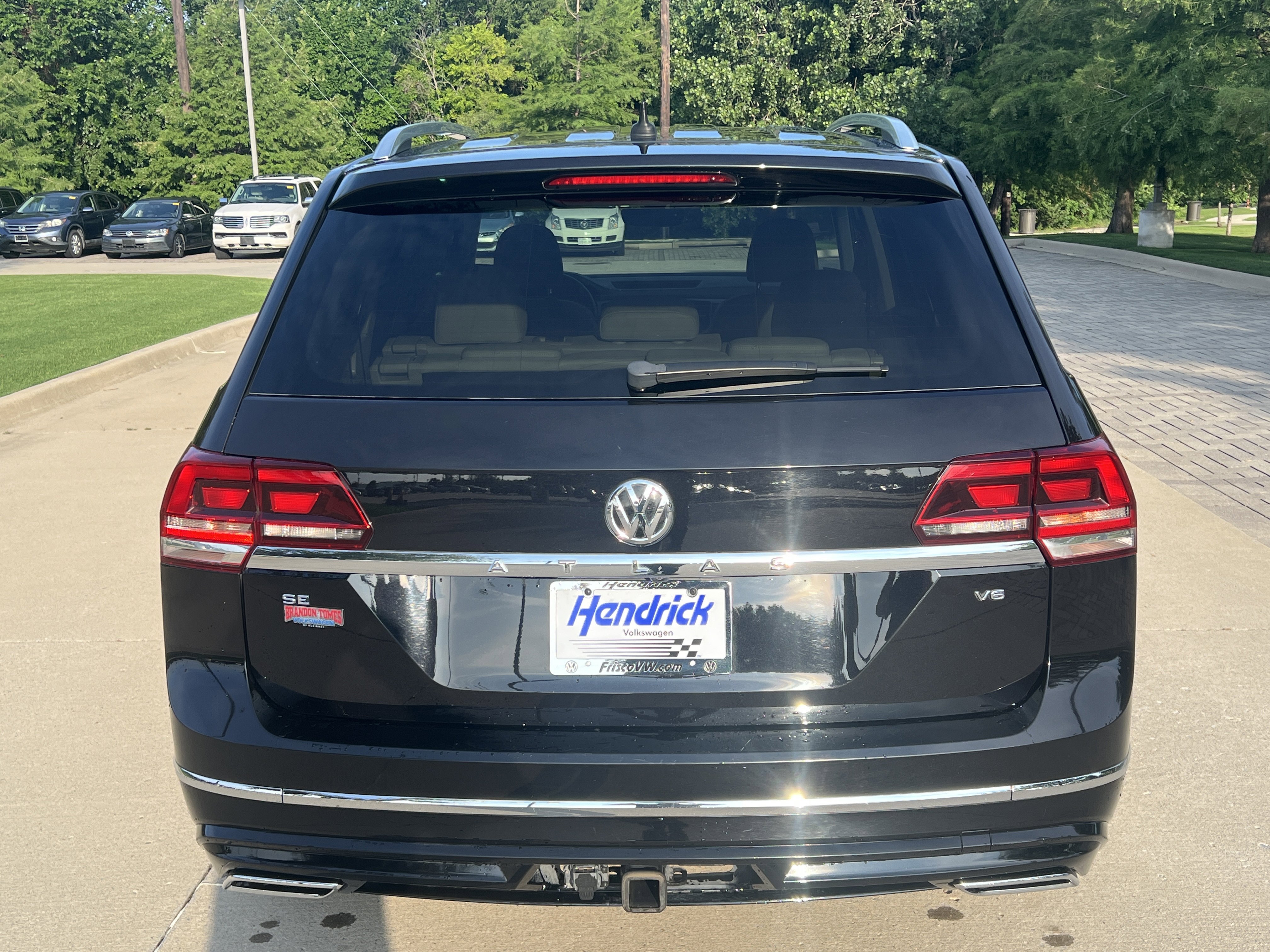 Used 2019 Volkswagen Atlas SE w/ Panoramic Sunroof Package FWD image 9