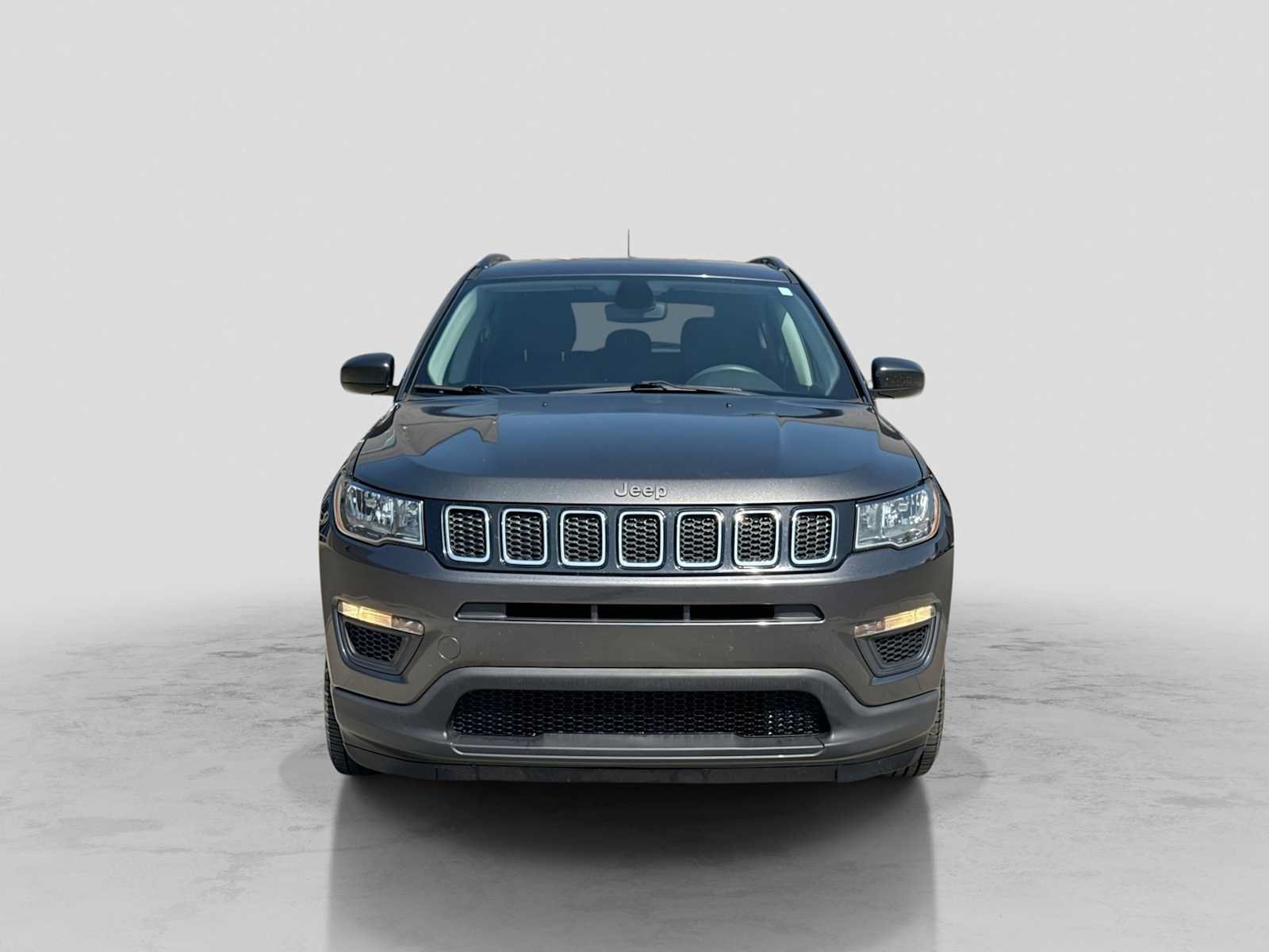 Used 2019 Jeep Compass Sport FWD image 9